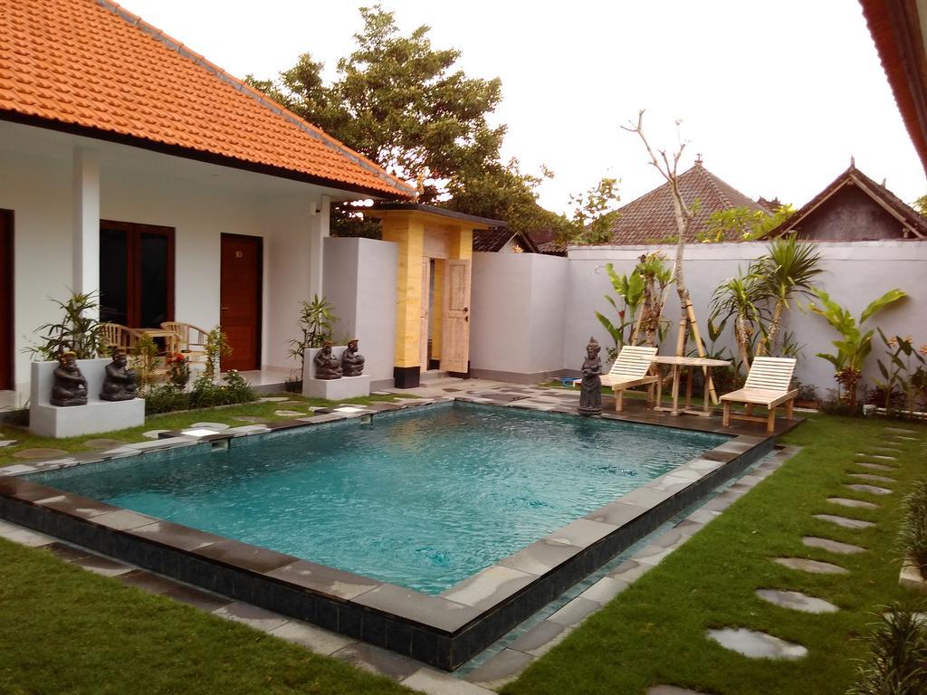 Temuku Guest House Canggu Esterno foto